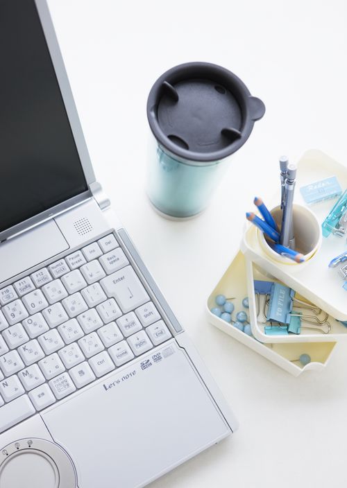 高效办公新视角 笔记本电脑与软件设备的商业批发之道